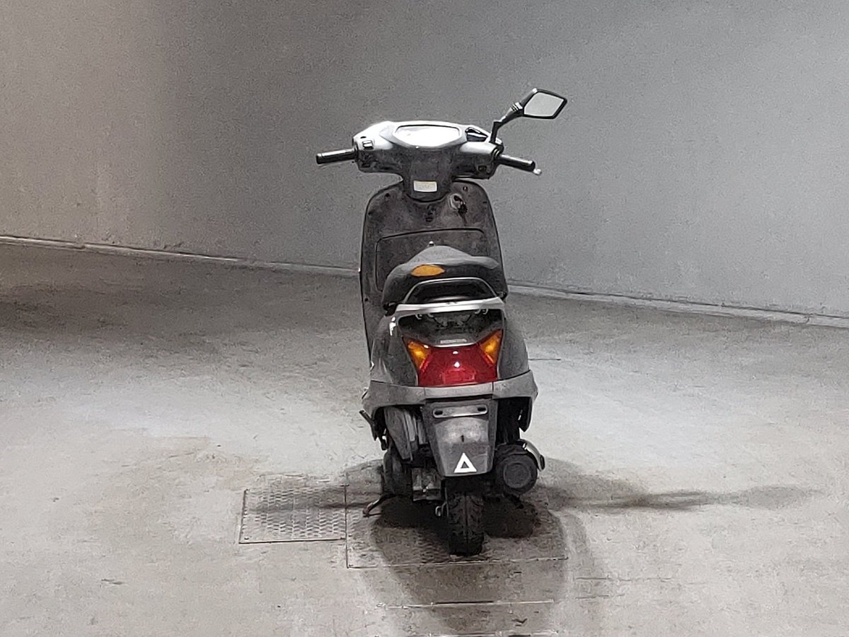 Honda LEAD100 2001, рама JF06-1226840 – мотоцикл из Японии с аукциона JBA, фото 4