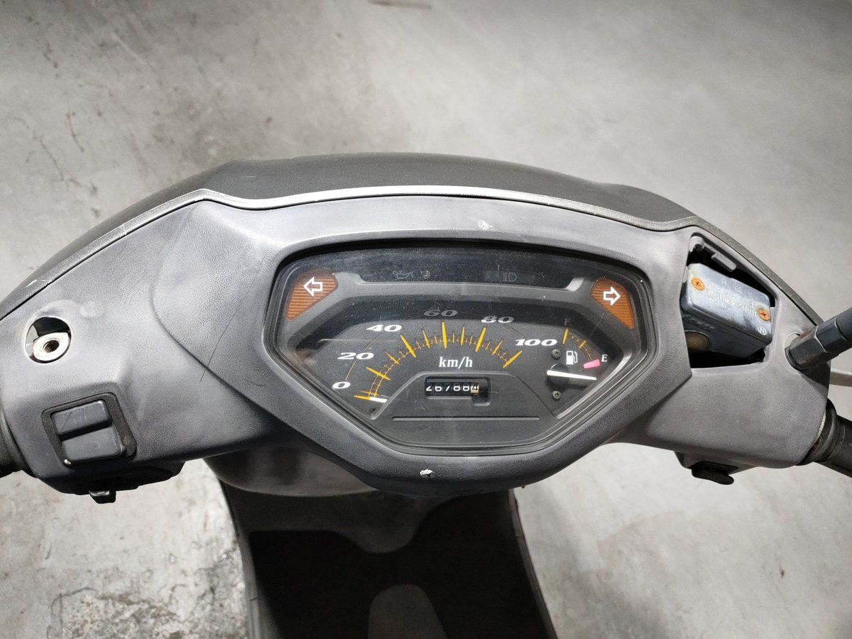 Honda LEAD100 2001, рама JF06-1226840 – мотоцикл из Японии с аукциона JBA, фото 5