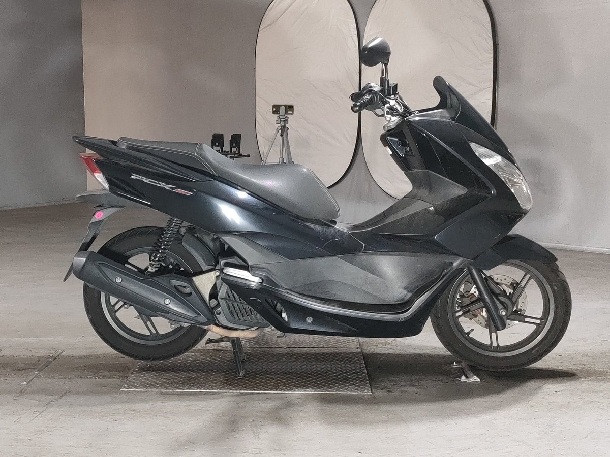 Honda PCX150 2015, рама KF18-1006315 – мотоцикл из Японии с аукциона JBA, фото 1