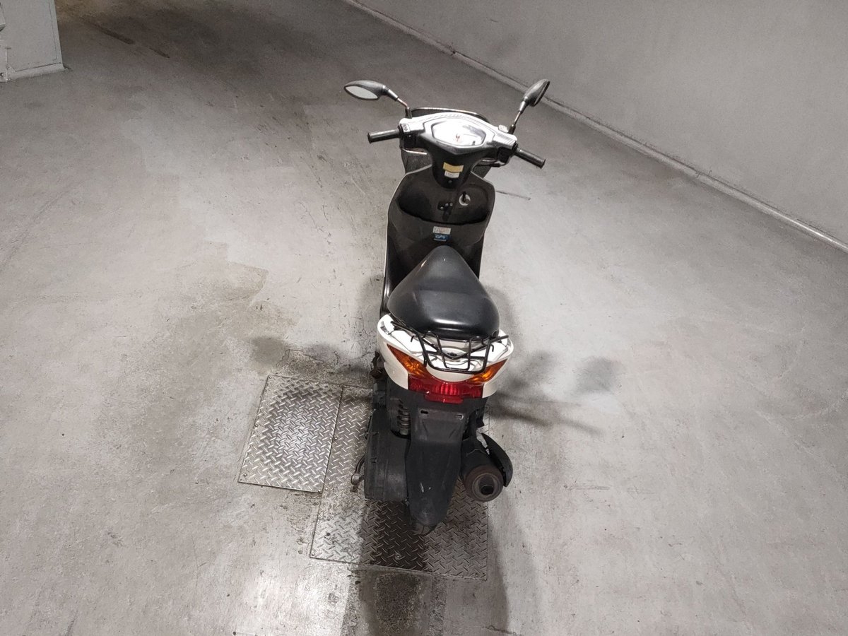Suzuki V125S, рама CF4MA-104109 – мотоцикл из Японии с аукциона JBA, фото 6