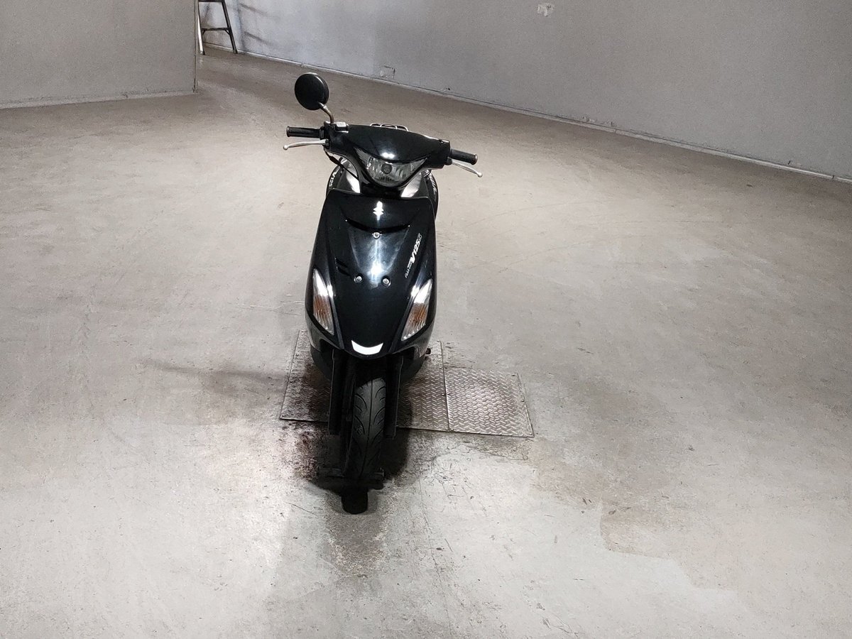 Suzuki V125S, рама CF4MA-158451 – мотоцикл из Японии с аукциона JBA, фото 3