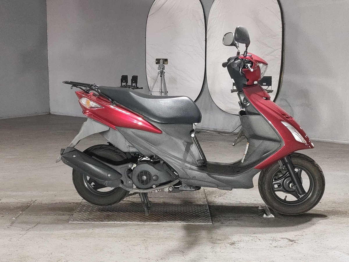 Suzuki V125S, рама CF4MA-148207 – мотоцикл из Японии с аукциона JBA, фото 1