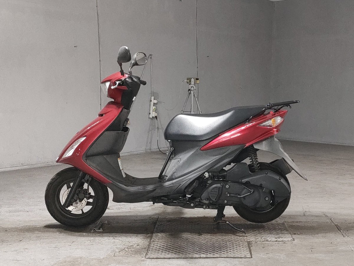 Suzuki V125S, рама CF4MA-148207 – мотоцикл из Японии с аукциона JBA, фото 2
