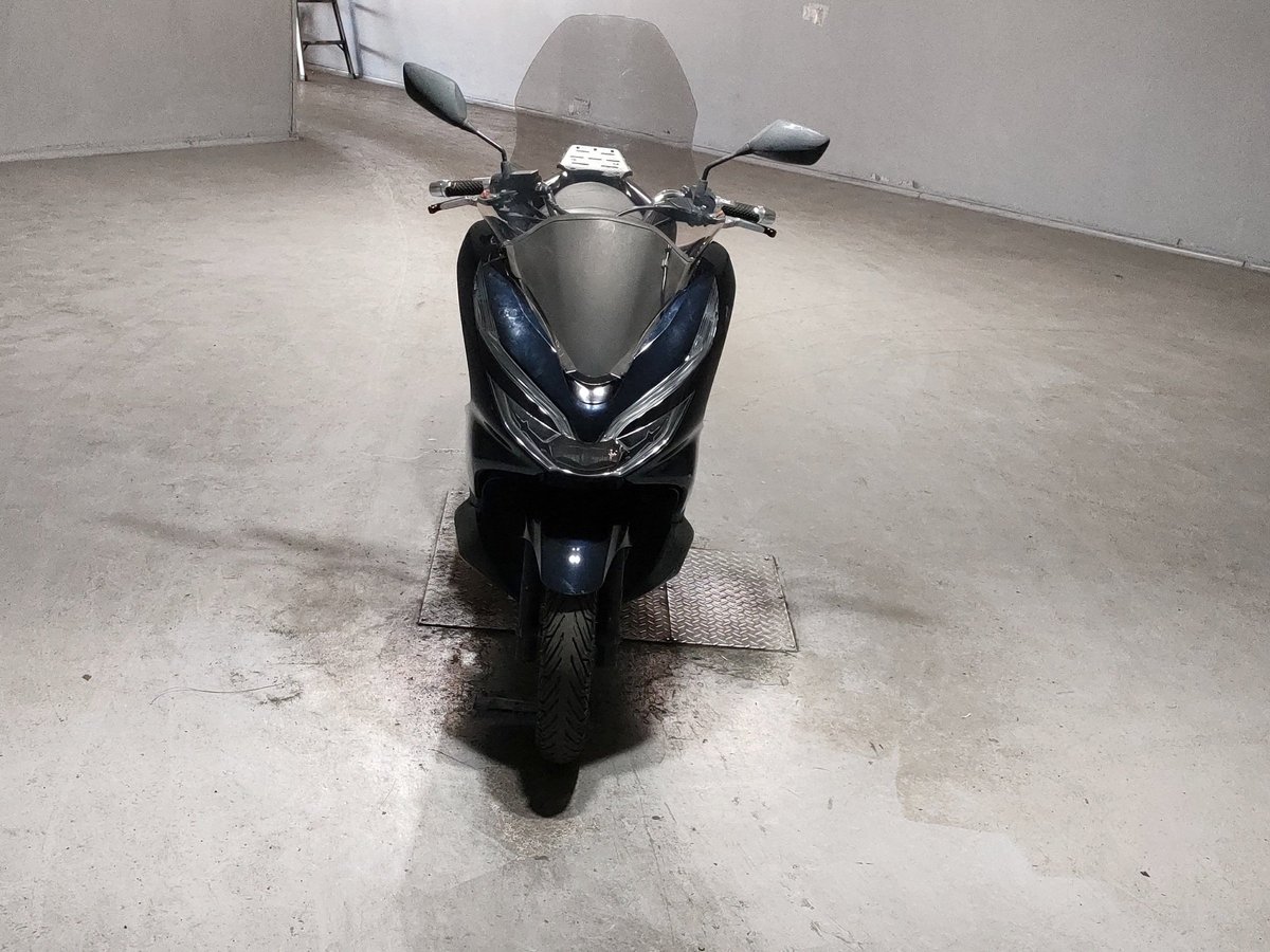Honda PCX150 2018, рама KF30-1000892 – мотоцикл из Японии с аукциона JBA, фото 3