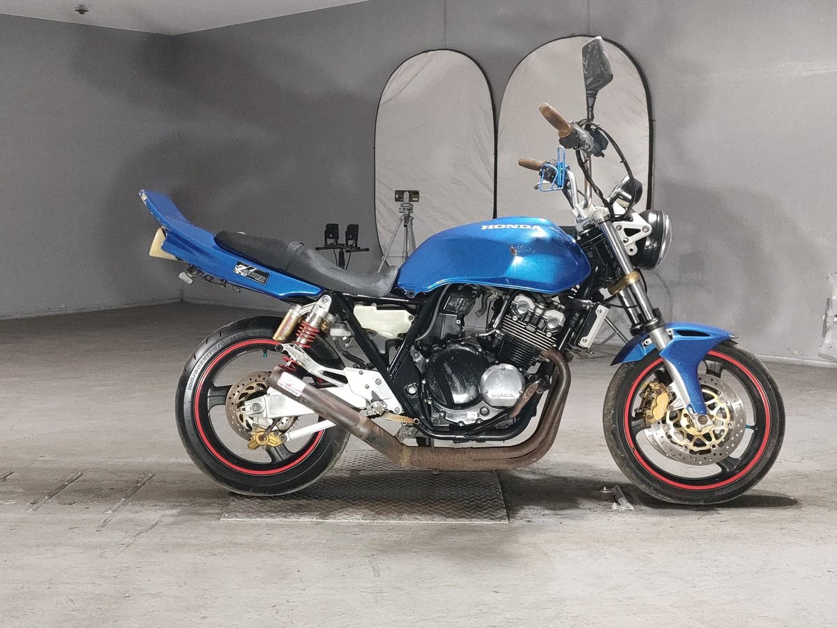 Honda CB400SFV 2001, рама NC39-1045391 – мотоцикл из Японии с аукциона JBA, фото 1