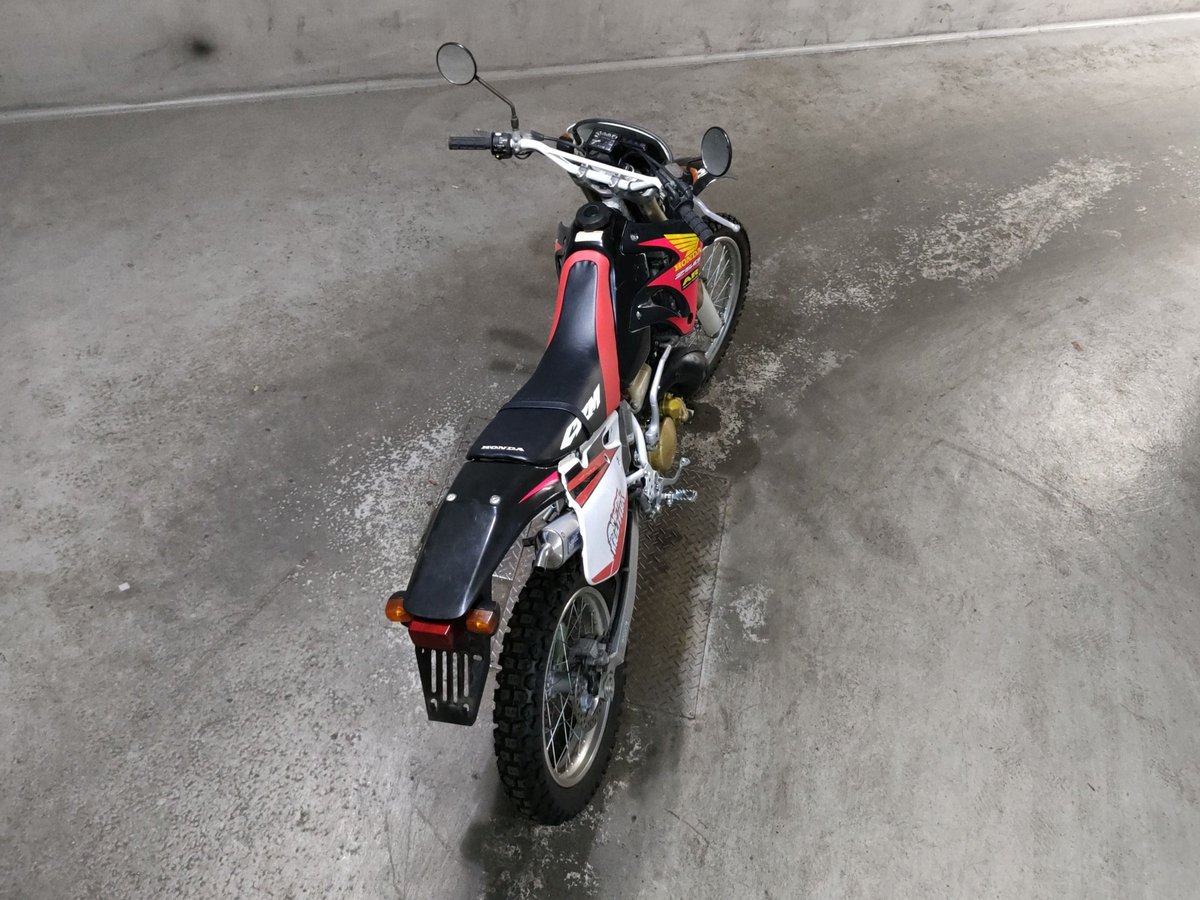 Honda CRM250AR 1997, рама MD32-1002598 – мотоцикл из Японии с аукциона JBA, фото 6