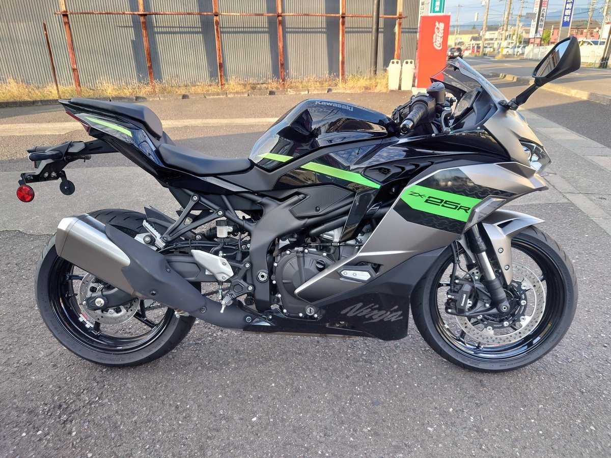 Kawasaki NINJA ZX-25R KRT, рама ZX250H-A41392 – мотоцикл из Японии с аукциона IAUC, фото 1