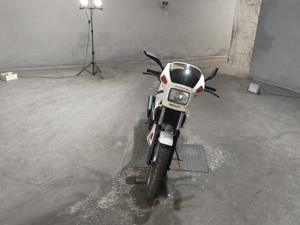 Honda VT250F XELVIS 1982, рама MC08-1017227 – мотоцикл из Японии с аукциона JBA, фото 3