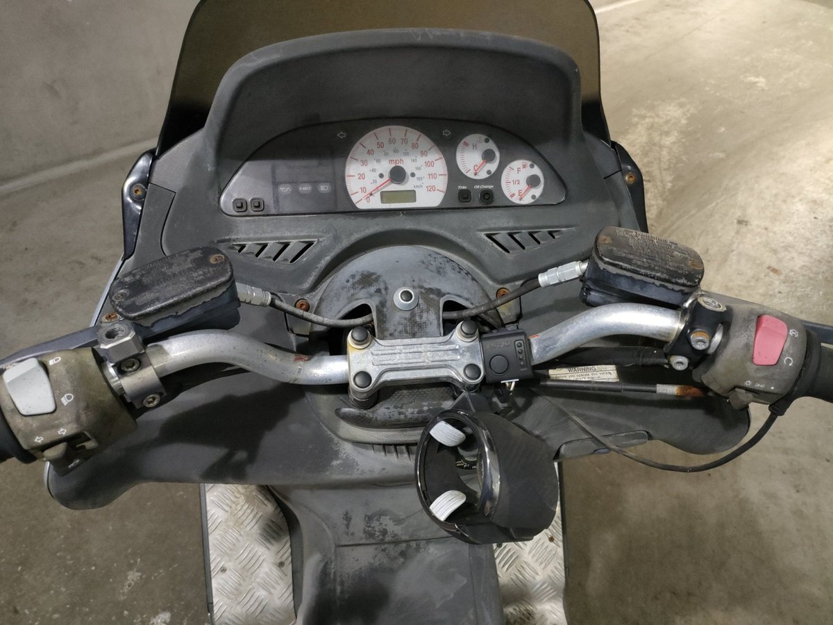 Yamaha T-MAX500 2002, рама JYASJ011000014068 – мотоцикл из Японии с аукциона JBA, фото 5