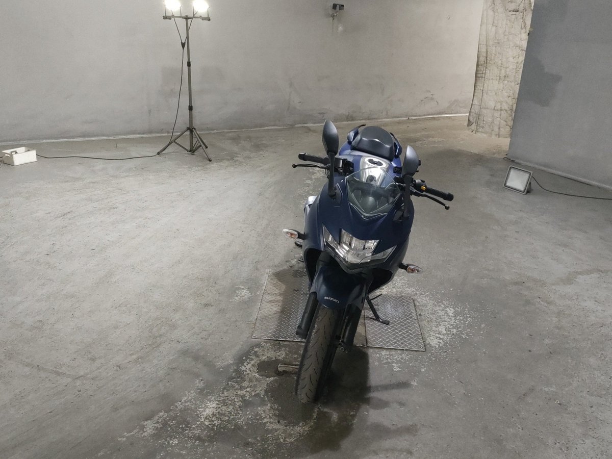 Suzuki GIXXER250SF, рама ED22Y-103328 – мотоцикл из Японии с аукциона JBA, фото 3