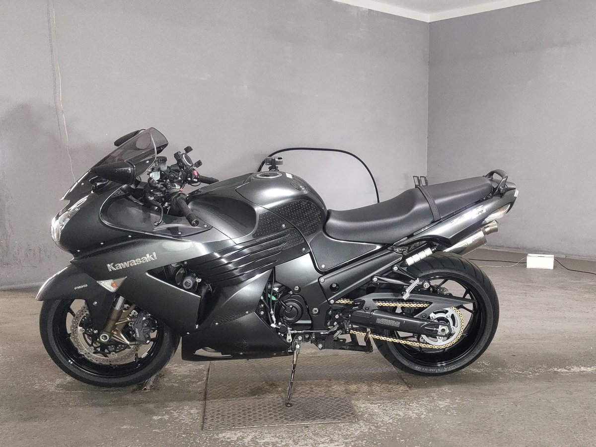 Kawasaki ZZ-R1400 2006, рама ZXT40B-000046 – мотоцикл из Японии с аукциона JBA, фото 2