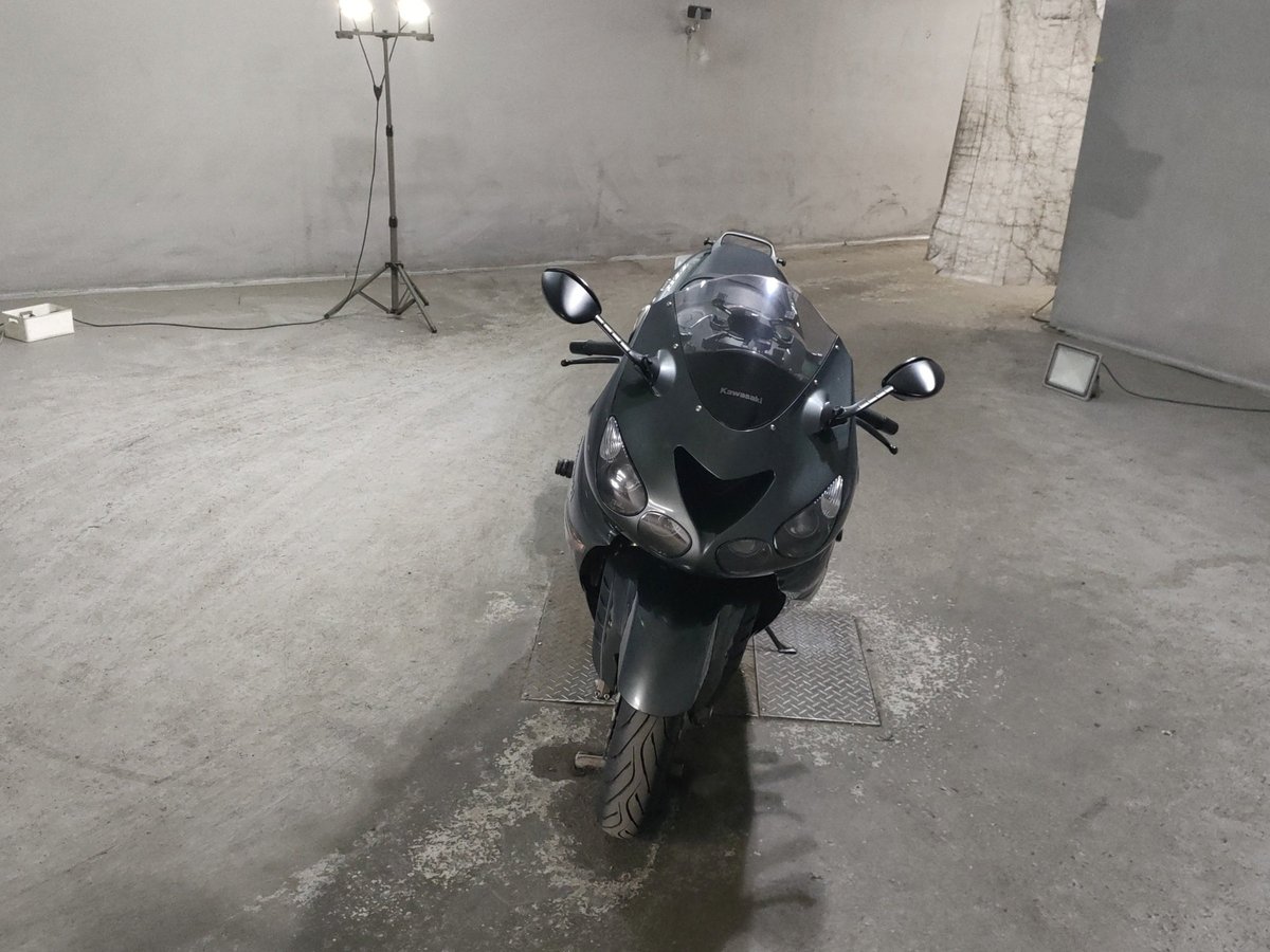Kawasaki ZZ-R1400 2006, рама ZXT40B-000046 – мотоцикл из Японии с аукциона JBA, фото 3
