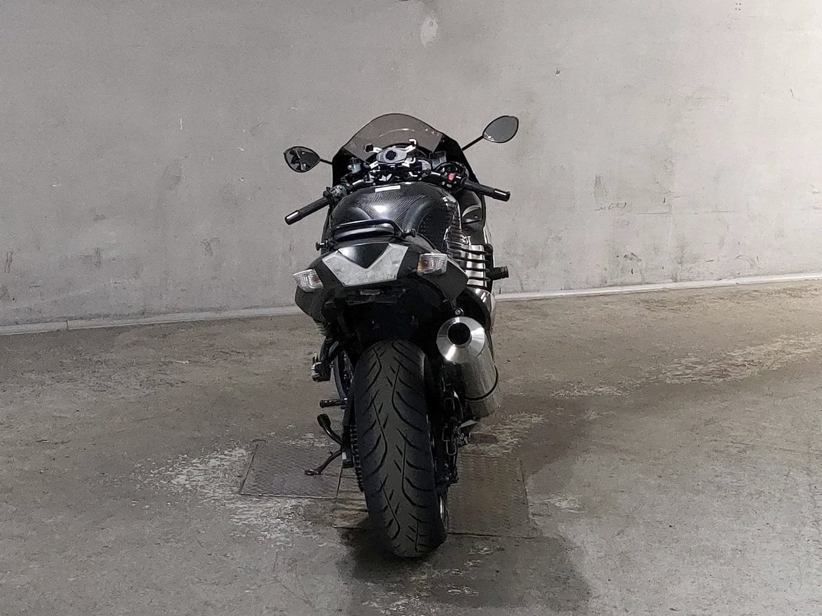Kawasaki ZZ-R1400 2006, рама ZXT40B-000046 – мотоцикл из Японии с аукциона JBA, фото 4