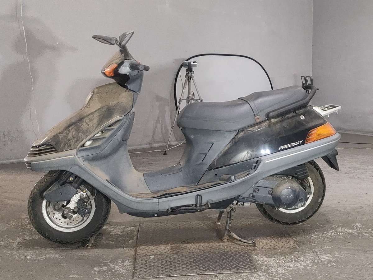 Honda FREEWAY 1989, рама MF03-1014688 – мотоцикл из Японии с аукциона JBA, фото 2