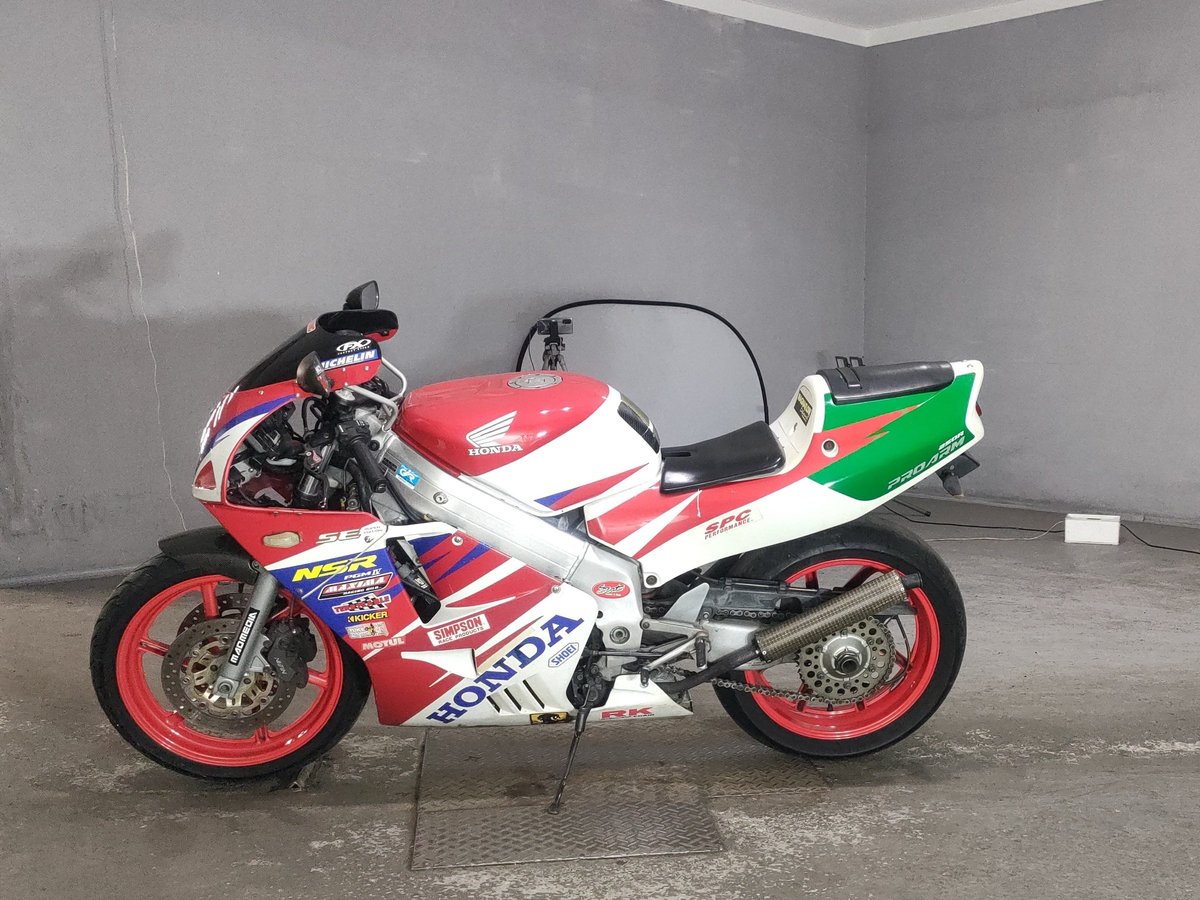 Honda NSR250R 1994, рама MC28-1002771 – мотоцикл из Японии с аукциона JBA, фото 2