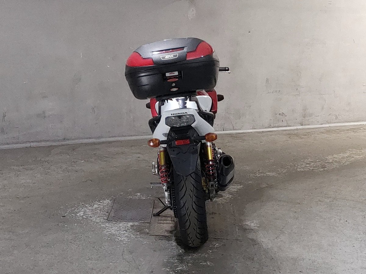 Honda CB400SF 2016, рама NC42-1804662 – мотоцикл из Японии с аукциона JBA, фото 4
