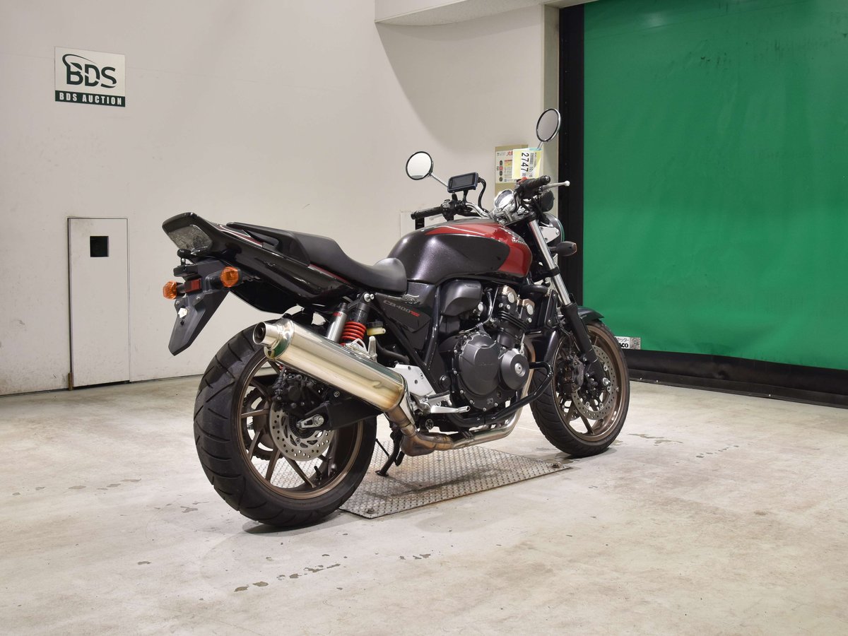 Honda CB400SF 2015, рама NC42-1700860 – мотоцикл из Японии с аукциона BDS, фото 5
