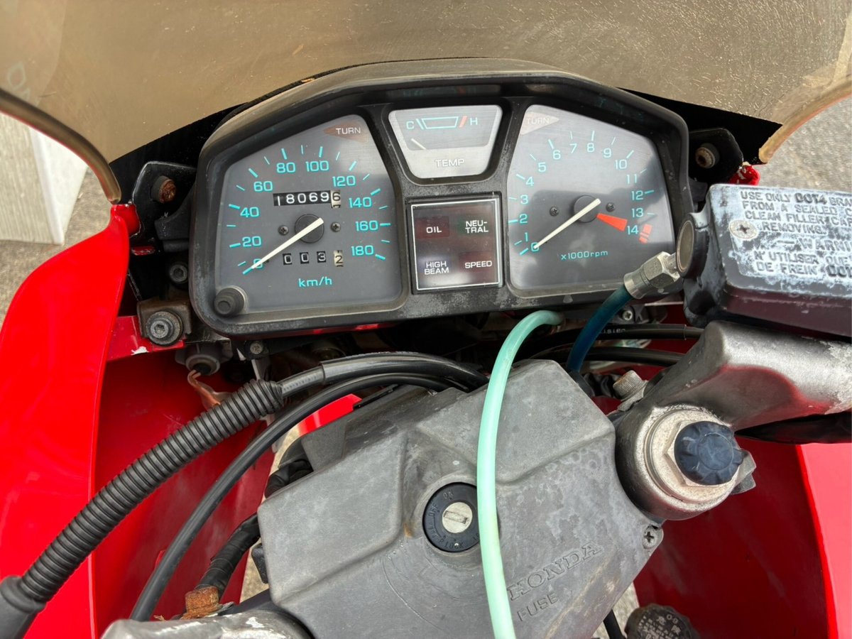 Honda VT250F XELVIS 1986, рама MC15-1005337 – мотоцикл из Японии с аукциона IAUC, фото 3