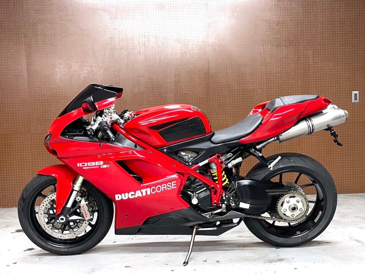 Ducati 848EVO 2015, рама ZDMH602AABB018657 – мотоцикл из Японии с аукциона IAUC, фото 6