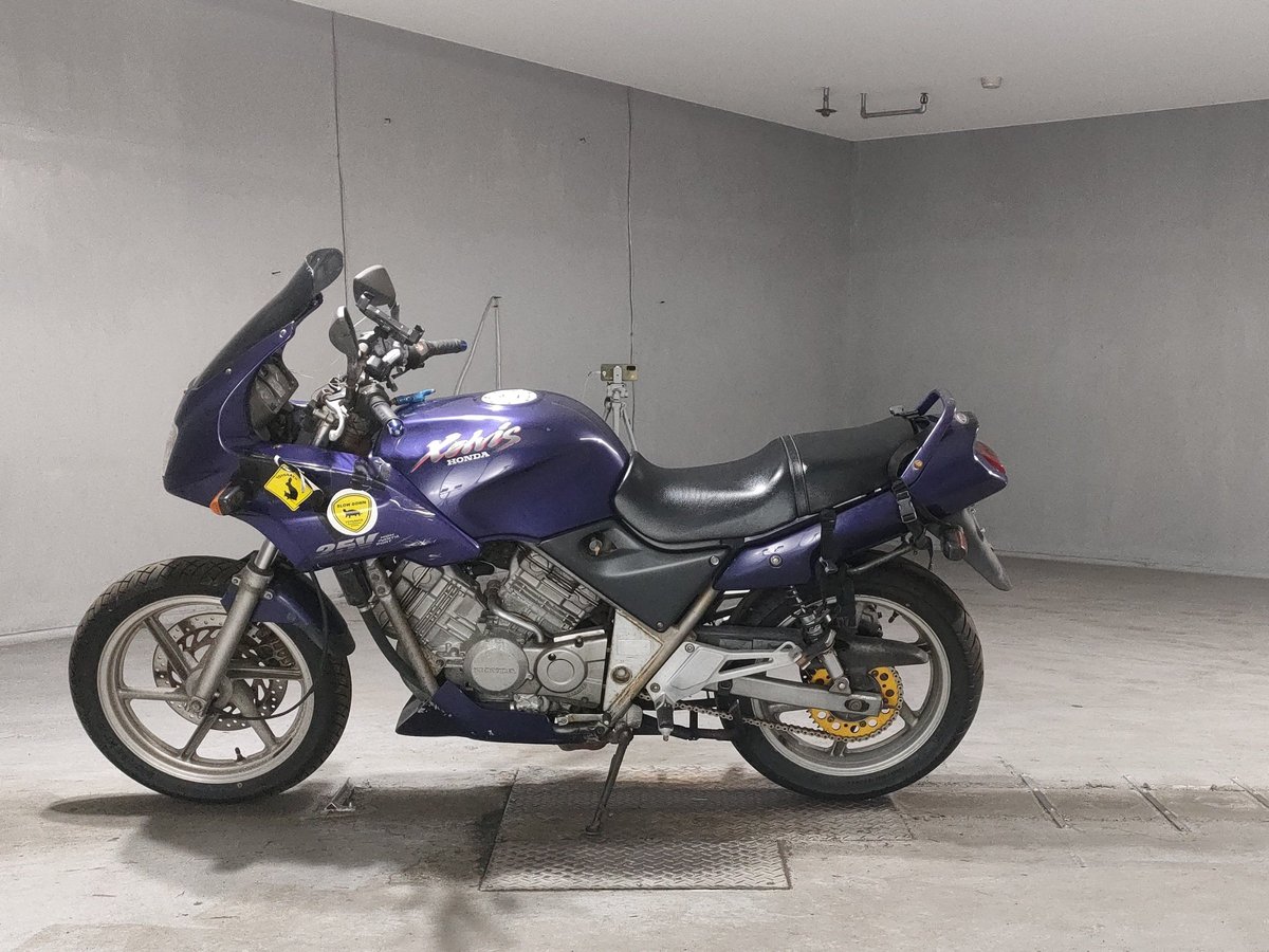 Honda VT250F XELVIS 1992, рама MC25-1005008 – мотоцикл из Японии с аукциона JBA, фото 2