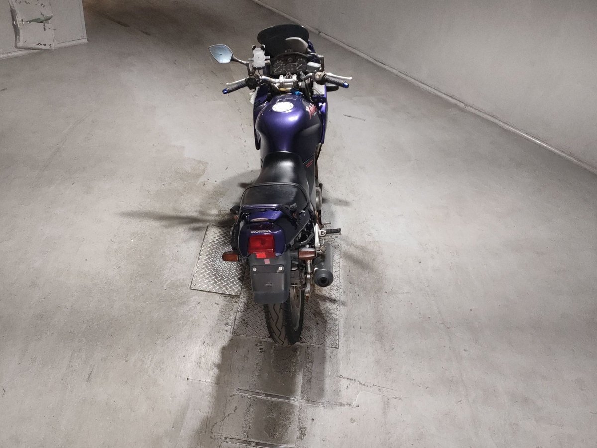 Honda VT250F XELVIS 1992, рама MC25-1005008 – мотоцикл из Японии с аукциона JBA, фото 6