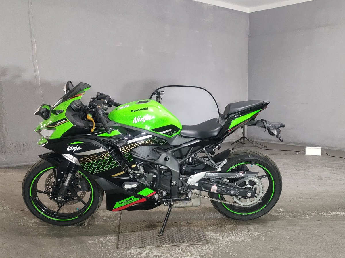 Kawasaki NINJA ZX-25R KRT, рама ZX250E-A08611 – мотоцикл из Японии с аукциона JBA, фото 2