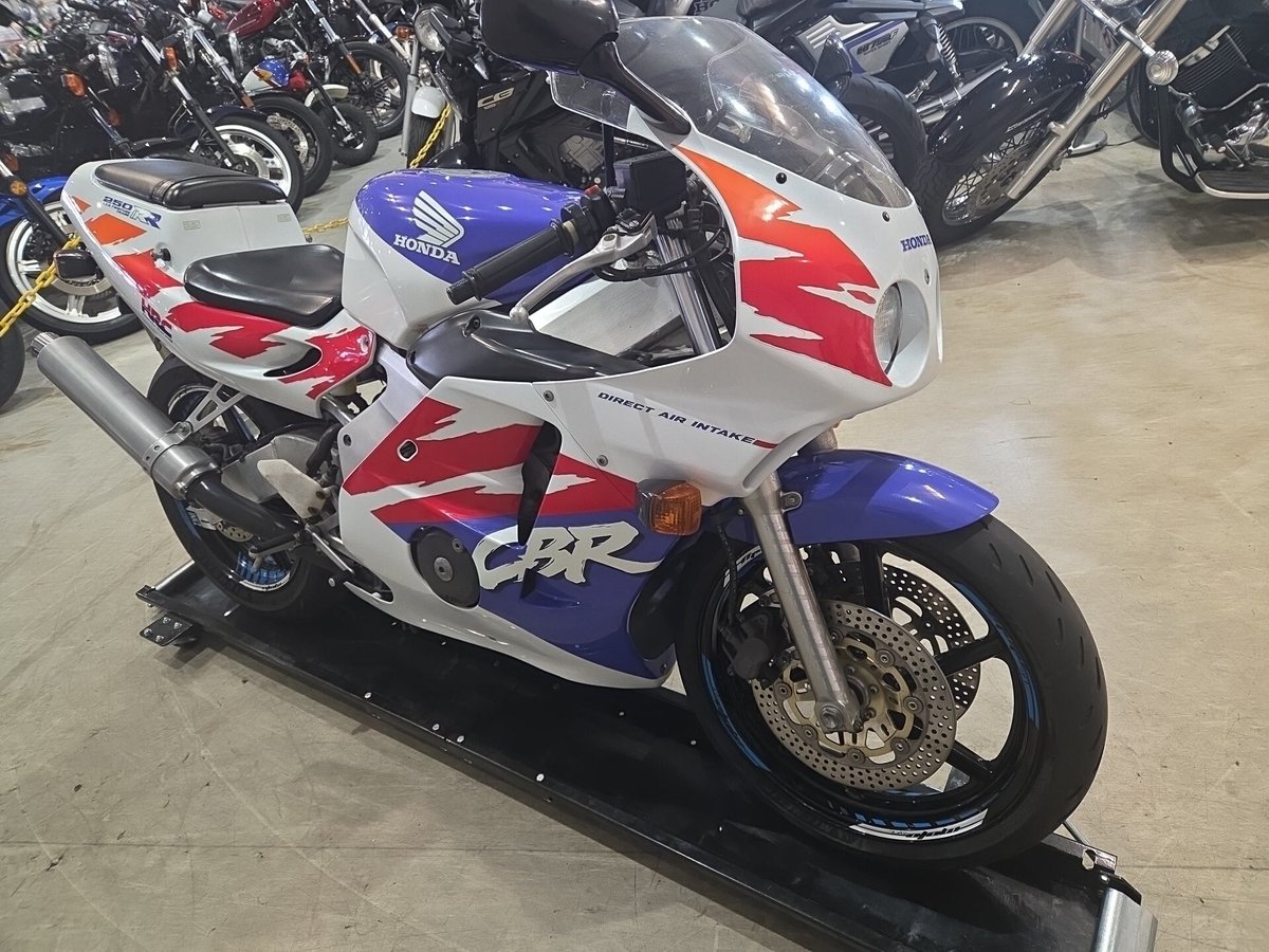 Honda CBR250RR 1992, рама MC22-1054576 – мотоцикл из Японии с аукциона IAUC, фото 6