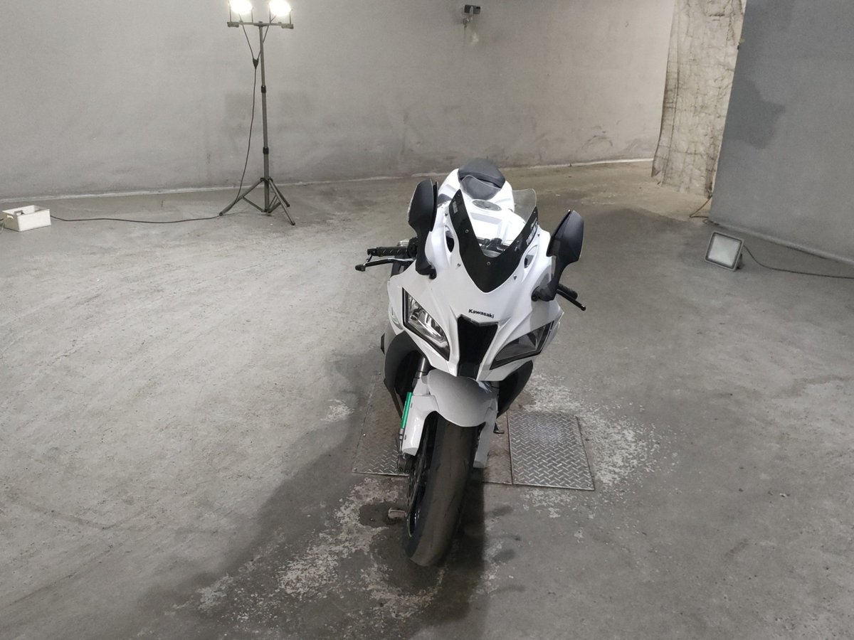 Kawasaki NINJA ZX-10R 2018, рама JKAZXT00SSA009719 – мотоцикл из Японии с аукциона JBA, фото 3