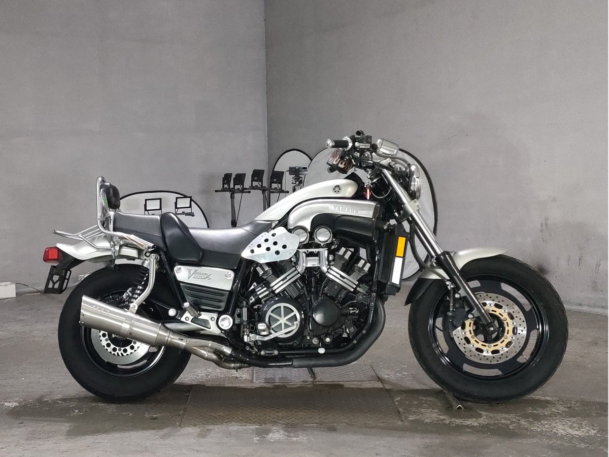 Yamaha V-MAX1200 1998, рама 2LT-015051 – мотоцикл из Японии с аукциона JBA, фото 1
