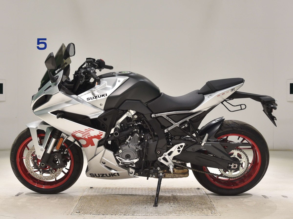Suzuki GSX-8R 2024, рама EM1AA-102839 – мотоцикл из Японии с аукциона BDS, фото 2