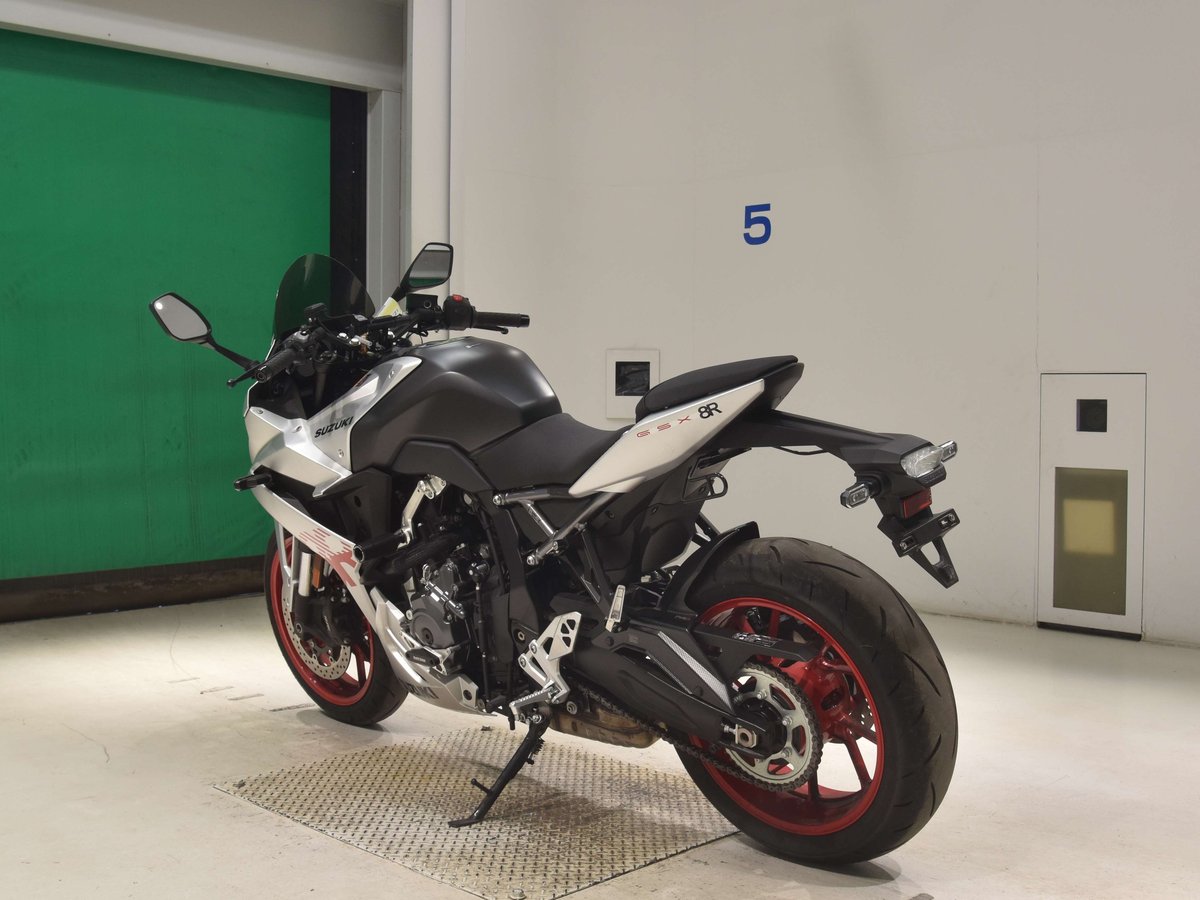 Suzuki GSX-8R 2024, рама EM1AA-102839 – мотоцикл из Японии с аукциона BDS, фото 6