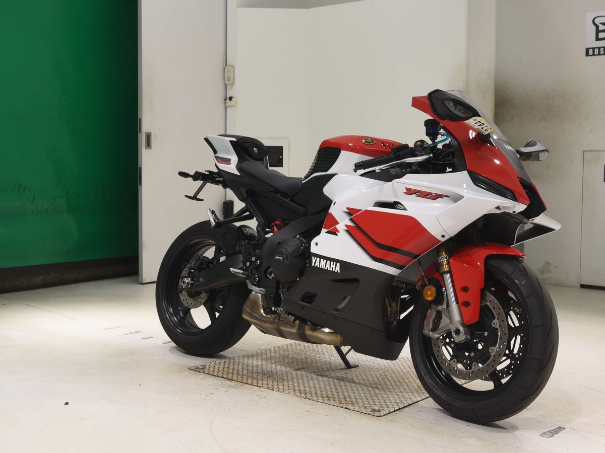 Yamaha YZF-R9 70TH 2026, рама RNA3J-000879 – мотоцикл из Японии с аукциона BDS, фото 2