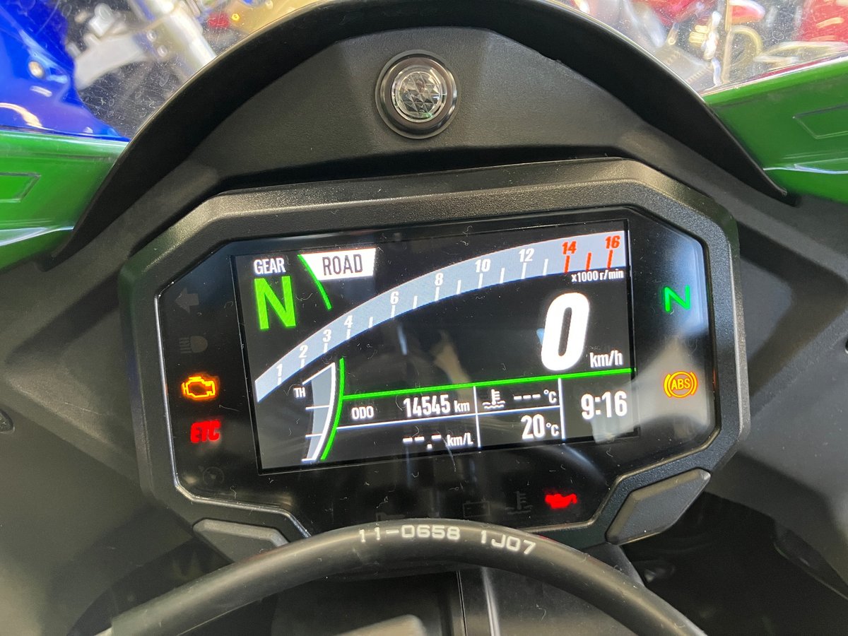 Kawasaki NINJA ZX-10R 2022, рама ZXT02L-005462 – мотоцикл из Японии с аукциона IAUC, фото 3