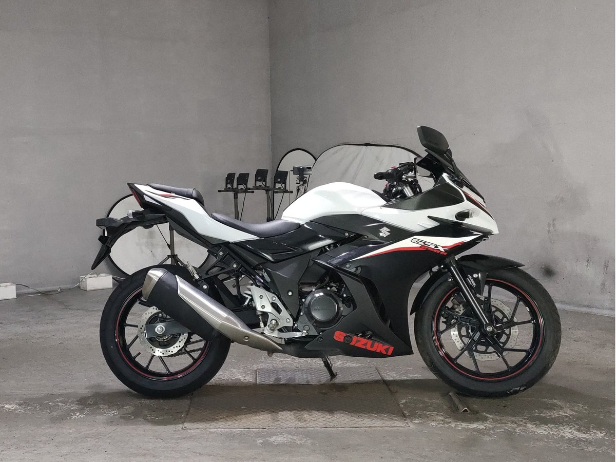 Suzuki GSX250R, рама LC6DN11AZ01111458 – мотоцикл из Японии с аукциона JBA, фото 1