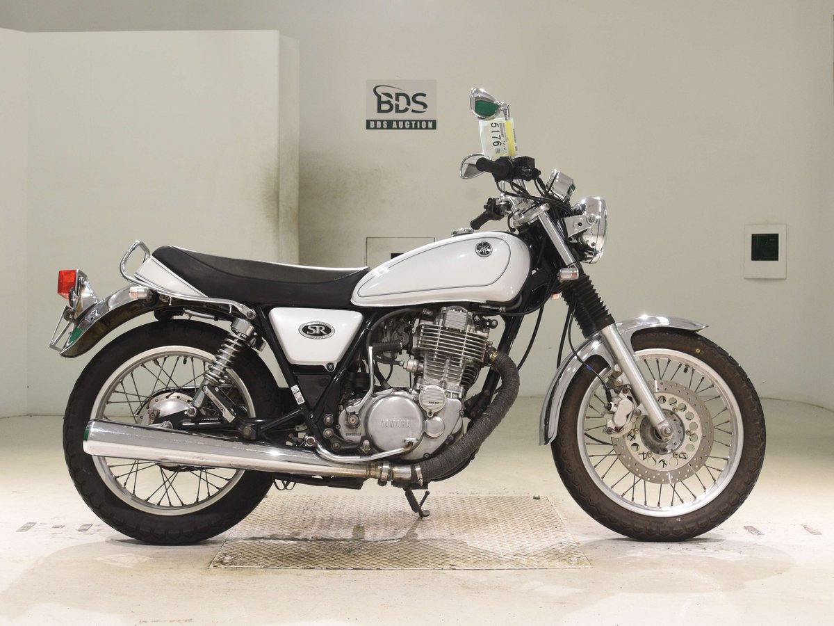 Yamaha SR400 2004, рама RH01J-008070 – мотоцикл из Японии с аукциона BDS, фото 1