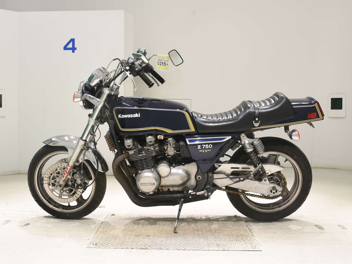 Kawasaki ZEPHYR750 2021, рама ZR750C-022615 – мотоцикл из Японии с аукциона BDS, фото 2