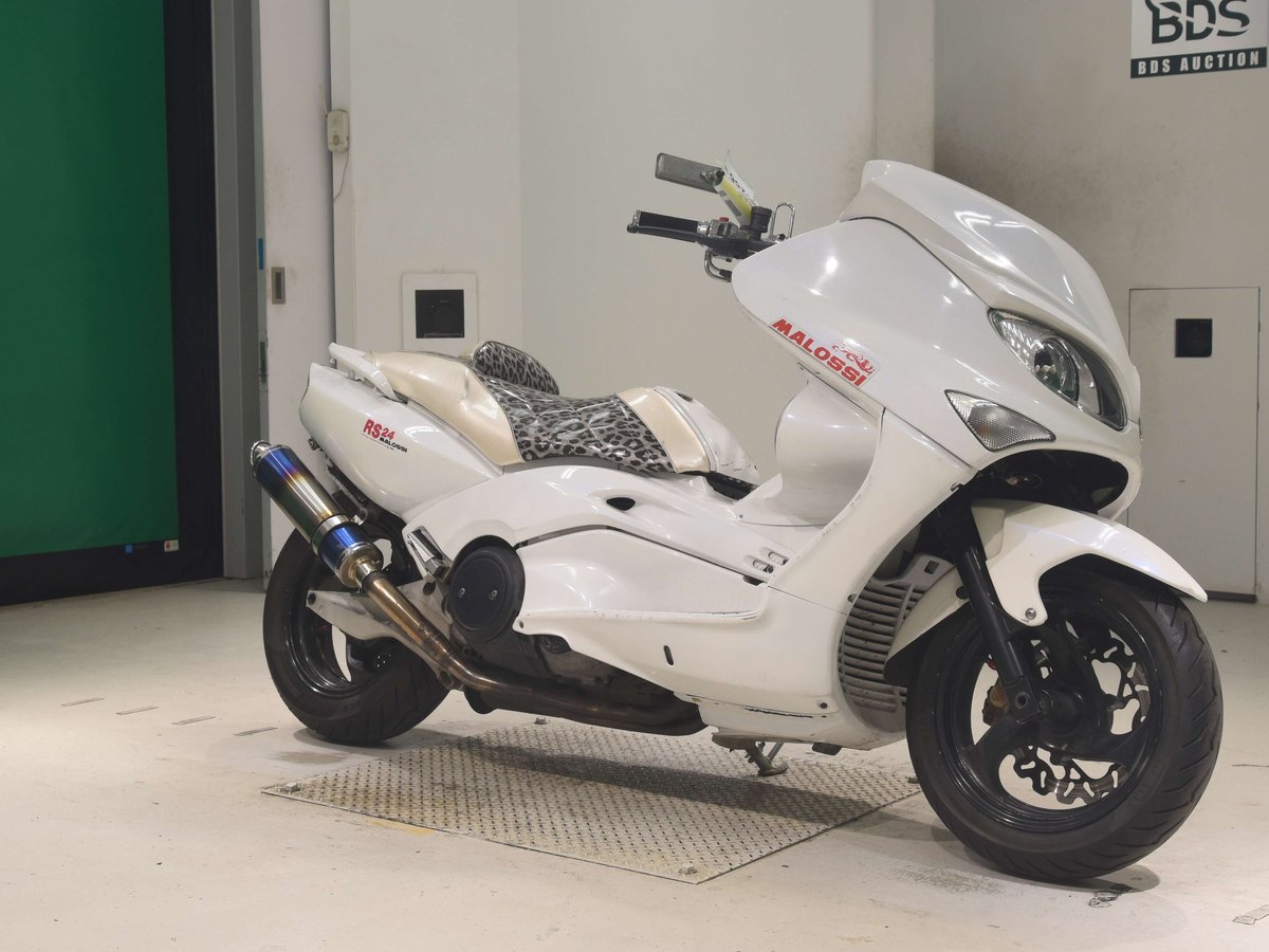 Yamaha T-MAX500 2002, рама SJ02J-001637 – мотоцикл из Японии с аукциона BDS, фото 3
