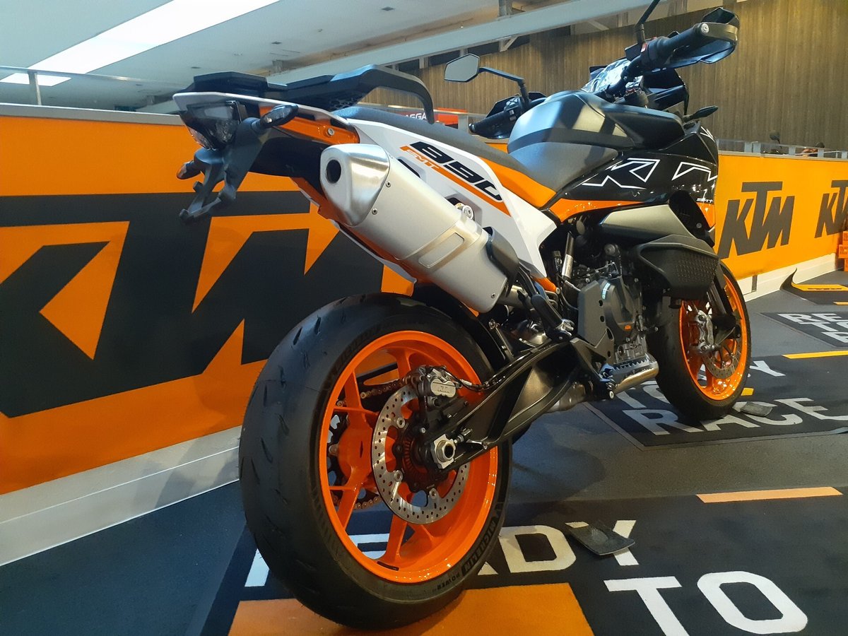 KTM 890SMT 2024, рама VBKTS6403RM888641 – мотоцикл из Японии с аукциона IAUC, фото 3