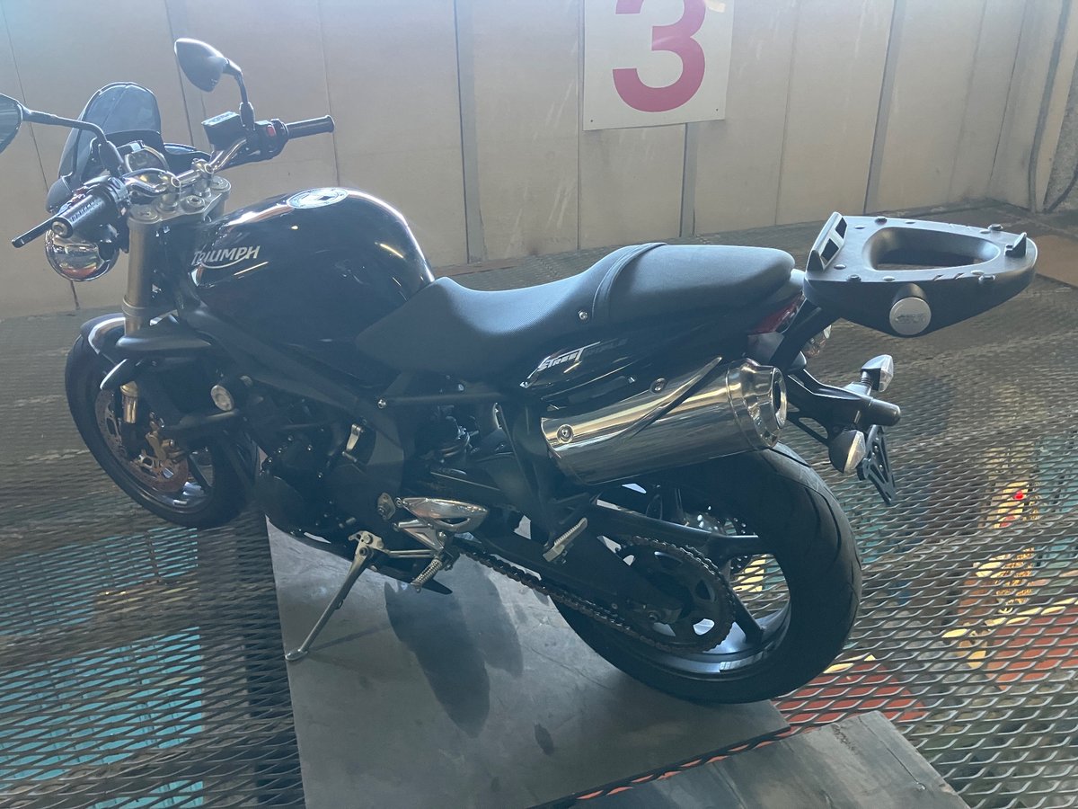 Triumph STREET TRIPLE 2007, рама SMTTMD40668334569 – мотоцикл из Японии с аукциона IAUC, фото 2