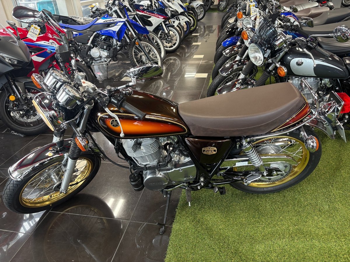Yamaha SR400 40TH ANNIVERSARY EDITION 2019, рама RH16J-000351 – мотоцикл из Японии с аукциона IAUC, фото 2