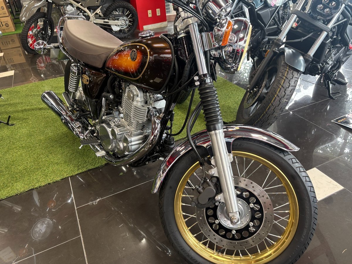 Yamaha SR400 40TH ANNIVERSARY EDITION 2019, рама RH16J-000351 – мотоцикл из Японии с аукциона IAUC, фото 6