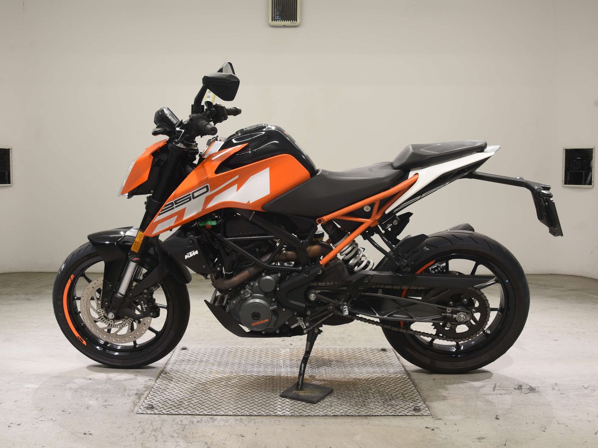 KTM 250 DUKE 2017, рама VBKJPE401HC023318 – мотоцикл из Японии с аукциона BDS, фото 2
