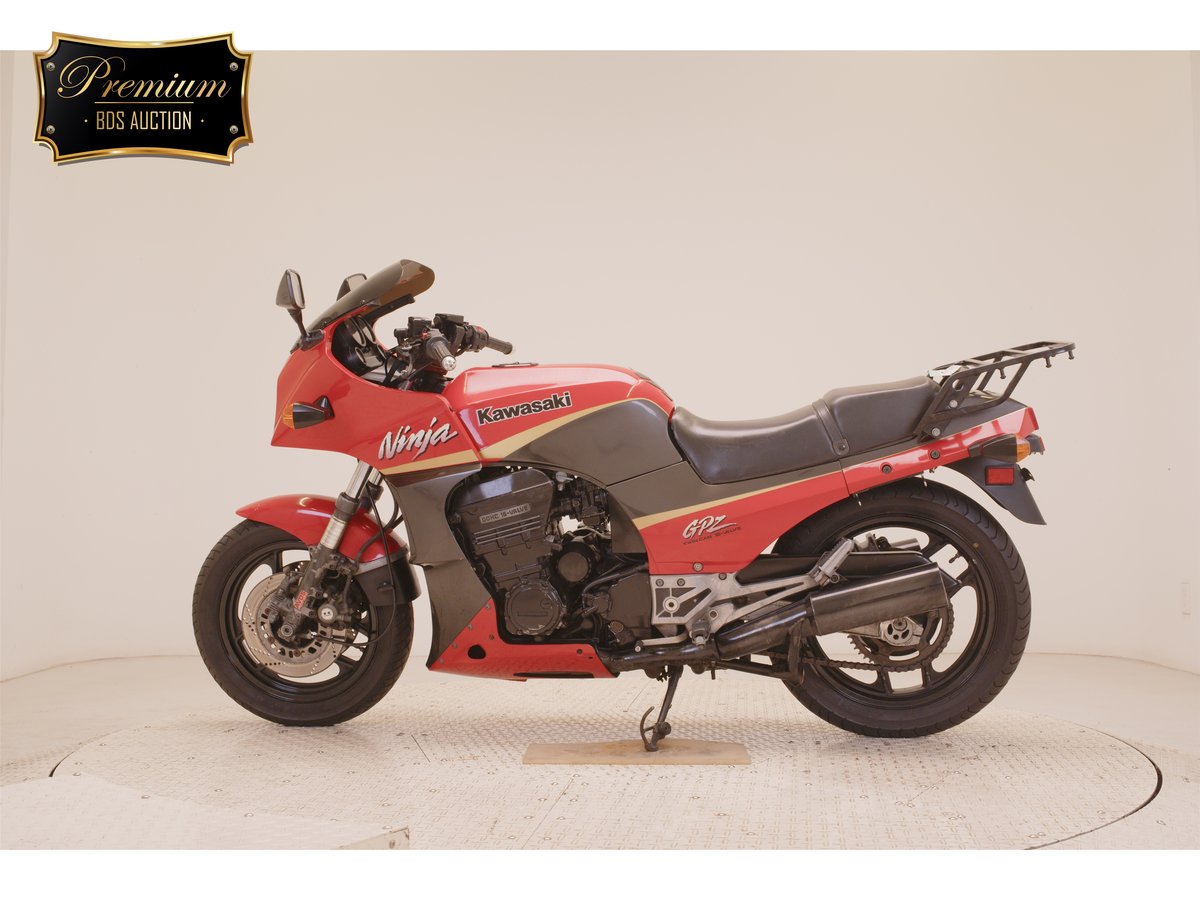 Kawasaki GPZ750R 1984, рама ZX750G-000861 – мотоцикл из Японии с аукциона BDS, фото 2