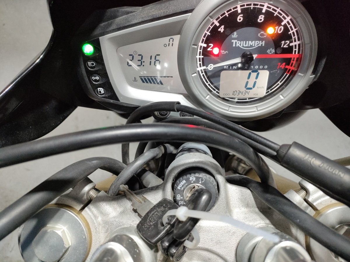 Triumph STREET TRIPLE 2010, рама SMTTMD40669395435 – мотоцикл из Японии с аукциона JBA, фото 5