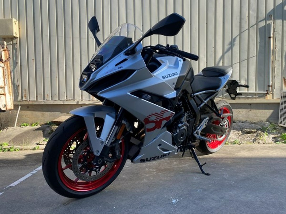Suzuki GSX-8R 2024, рама EM1AA-100927 – мотоцикл из Японии с аукциона IAUC, фото 3