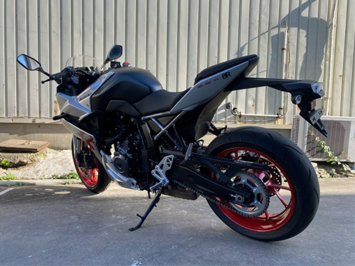 Suzuki GSX-8R 2024, рама EM1AA-100927 – мотоцикл из Японии с аукциона IAUC, фото 5