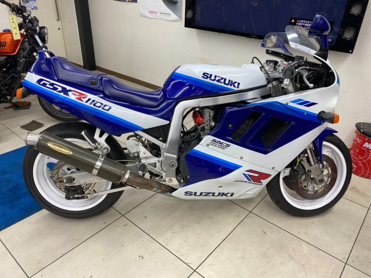 Suzuki GSX-R1100 1990, рама GV73A-104365 – мотоцикл из Японии с аукциона IAUC, фото 1