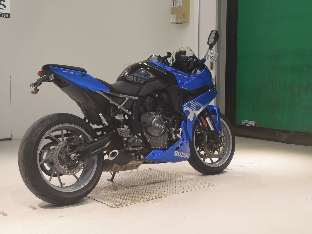 Suzuki GSX-8R 2024, рама EM1AA-102432 – мотоцикл из Японии с аукциона BDS, фото 5