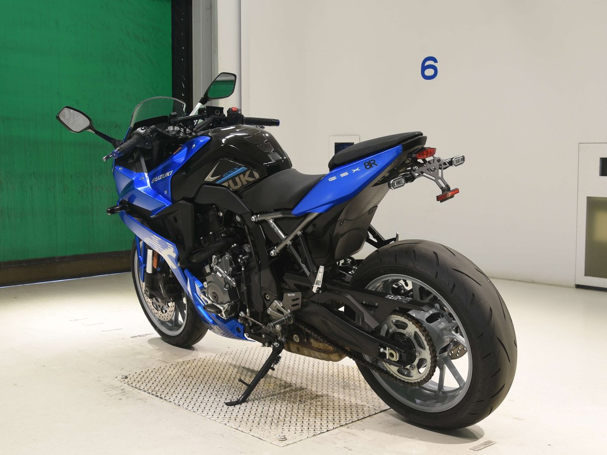 Suzuki GSX-8R 2024, рама EM1AA-102432 – мотоцикл из Японии с аукциона BDS, фото 6