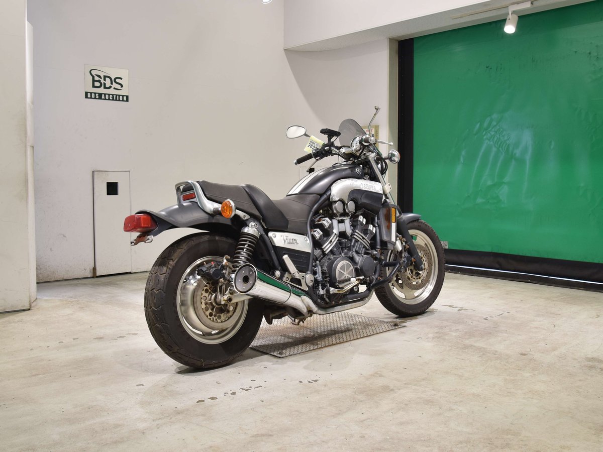 Yamaha V-MAX1200 2004, рама JYAVP15103A000132 – мотоцикл из Японии с аукциона BDS, фото 5